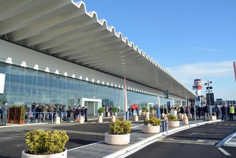 Справочная аэропорта Рим-Фьюмичино