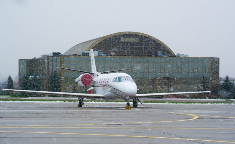 Табло аэропорта Остафьево - бизнес авиация